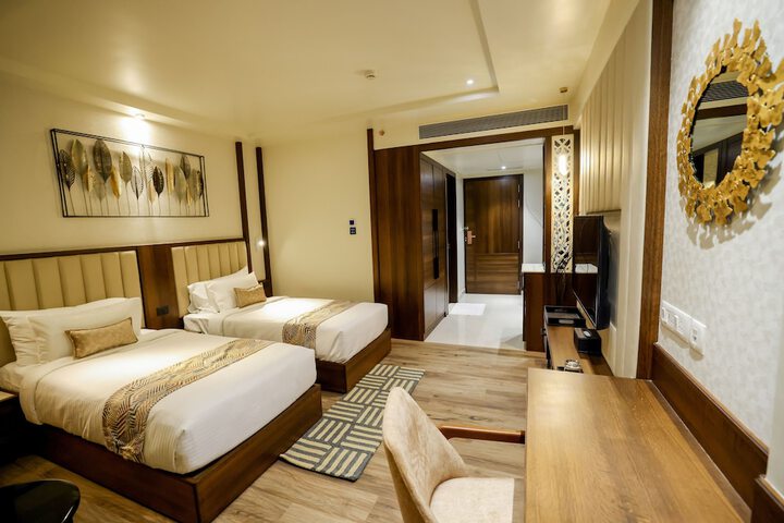 Room 40 of 70