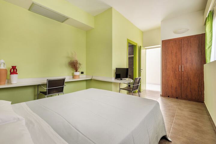 Room 13 of 56