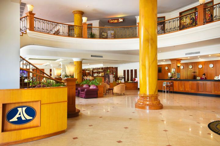 Hotel Interior 6 of 174
