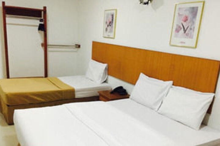 Room 19 of 43