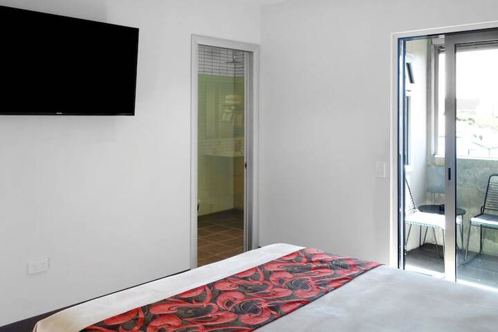 Room 26 of 158