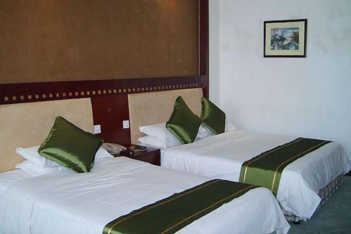 Room 18 of 45