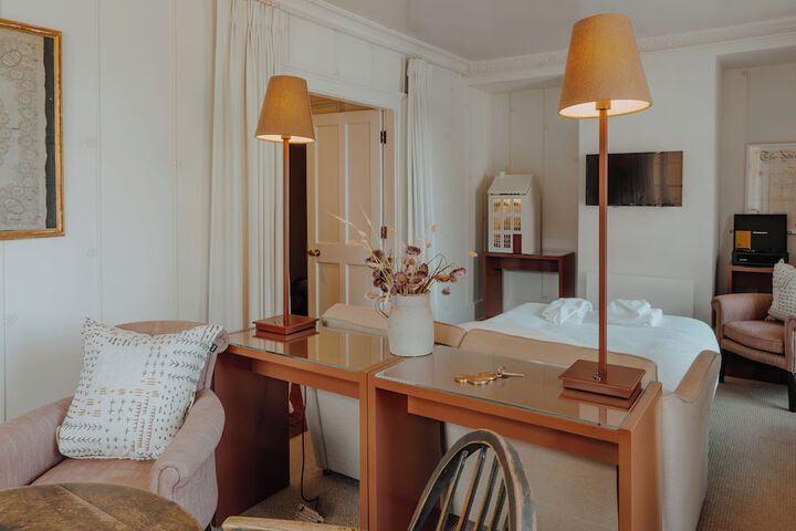 Room 39 of 120