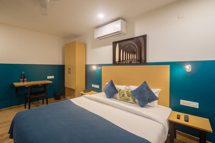 Room 10 of 21