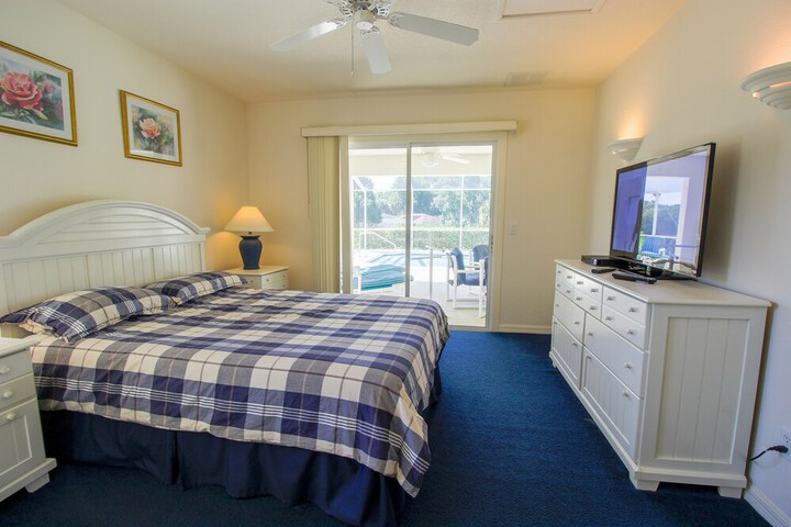 Room 3 of 13