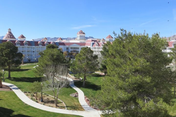 Property Grounds 21 of 25