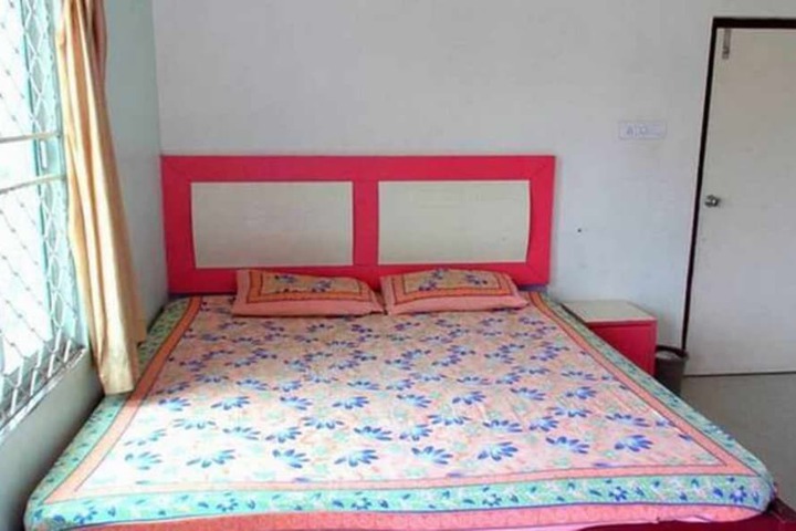 Room 2 of 12