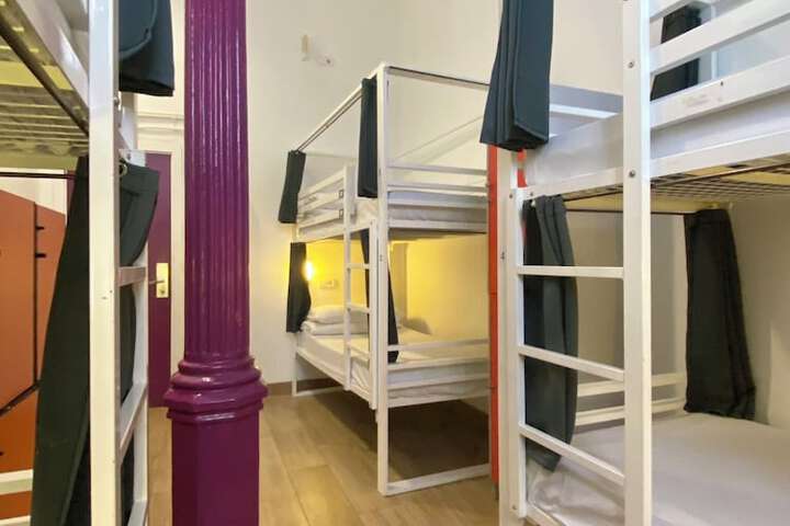 Room 21 of 65