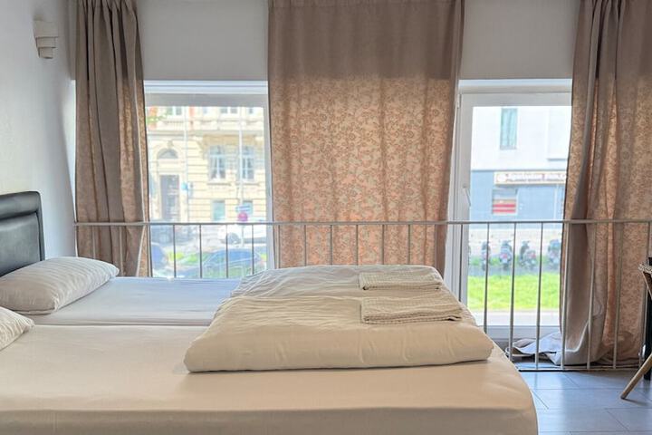 Room 2 of 15
