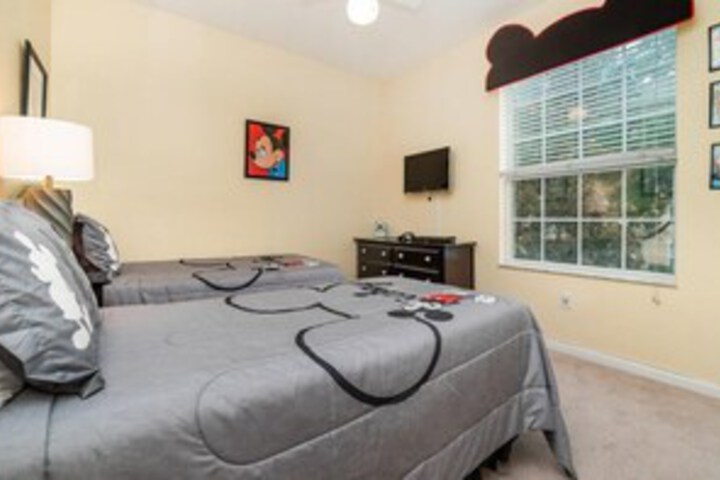 Room 35 of 45