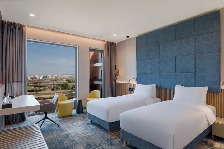 Room 8 of 29
