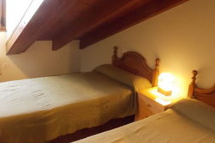 Room 19 of 68