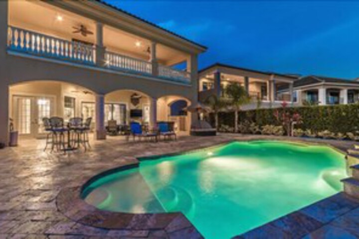 Pool 26 of 40