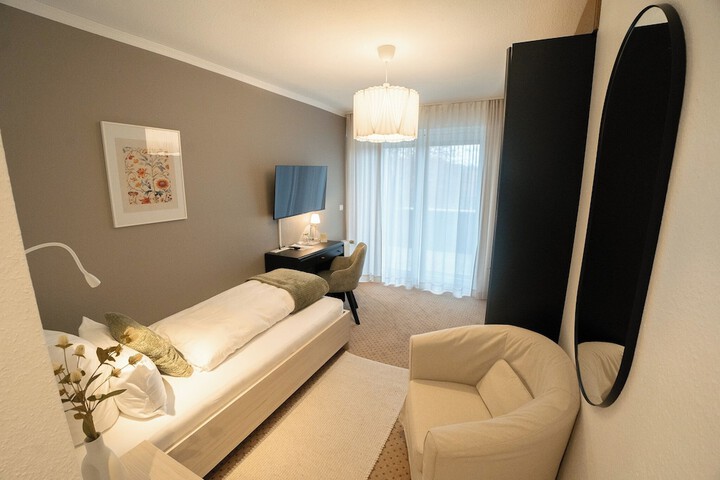 Room 3 of 29