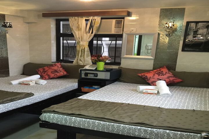 Room 16 of 61