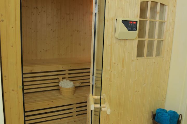 Spa 18 of 27