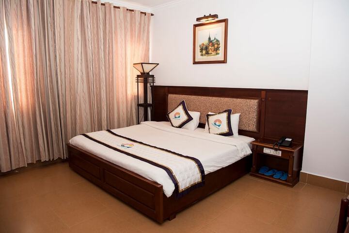 Room 15 of 35