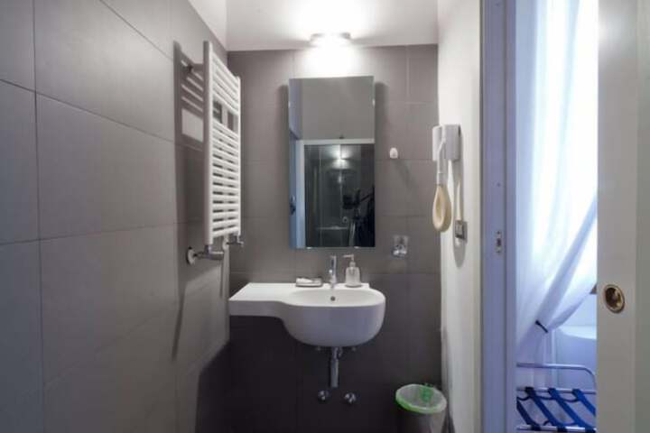 Room 26 of 27