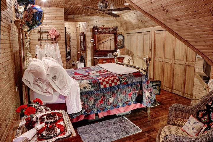 Room 7 of 95