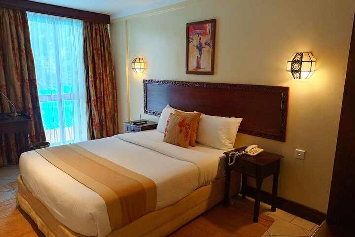 Room 27 of 110