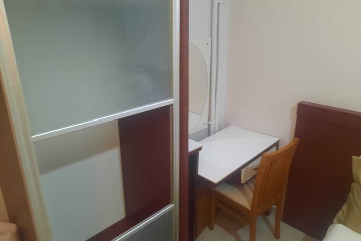 Room 26 of 49