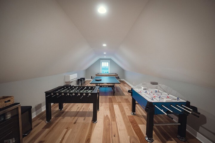 Room 40 of 188