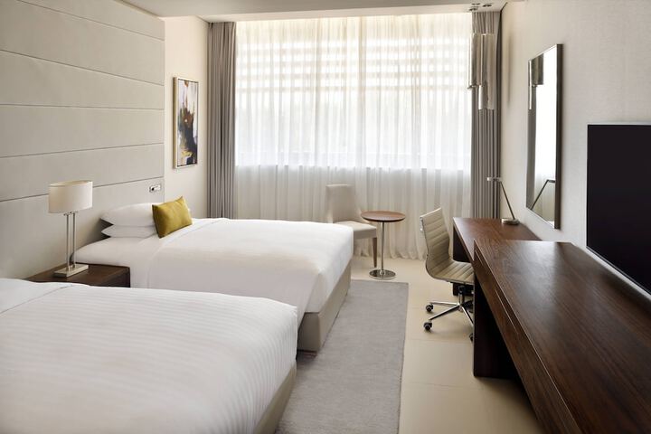 Room 8 of 125