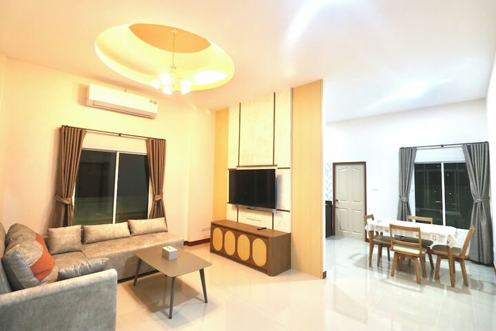 Room 10 of 35
