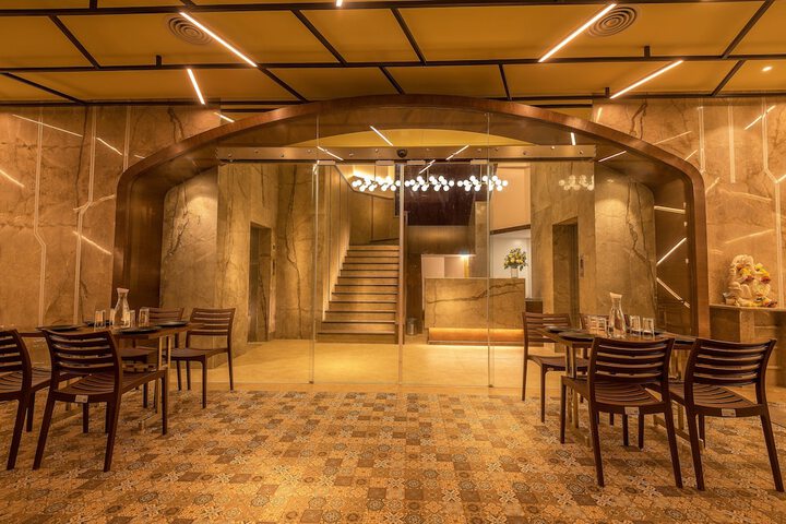 Hotel Interior 6 of 33