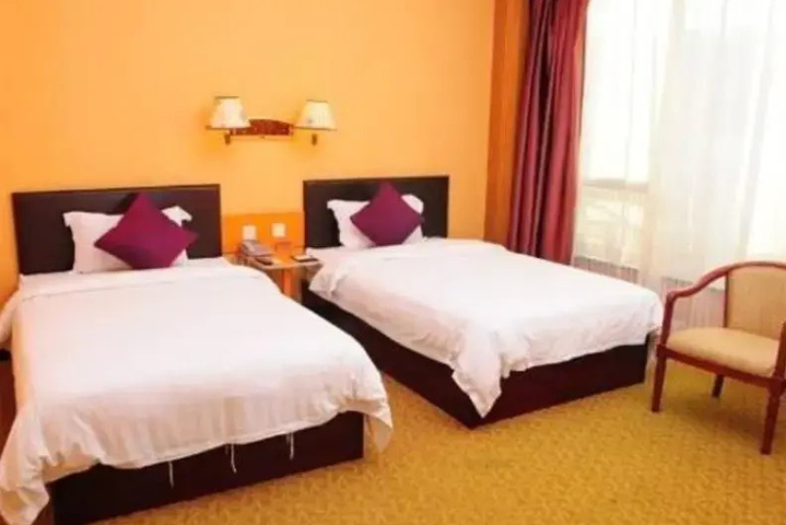 Room 6 of 6