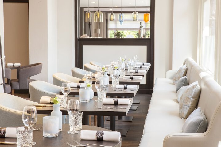 Dining Photos