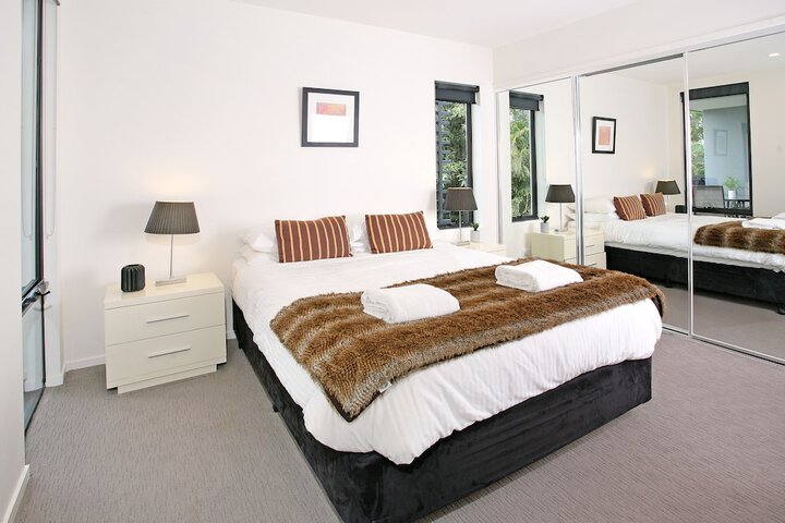 Room 3 of 11