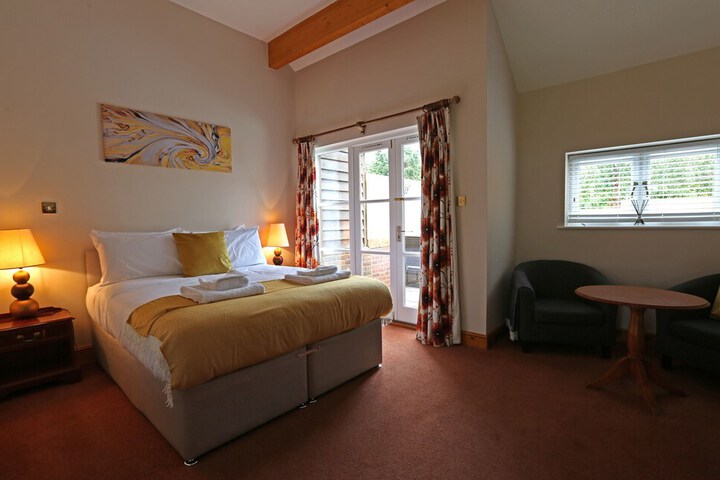 Room 10 of 31