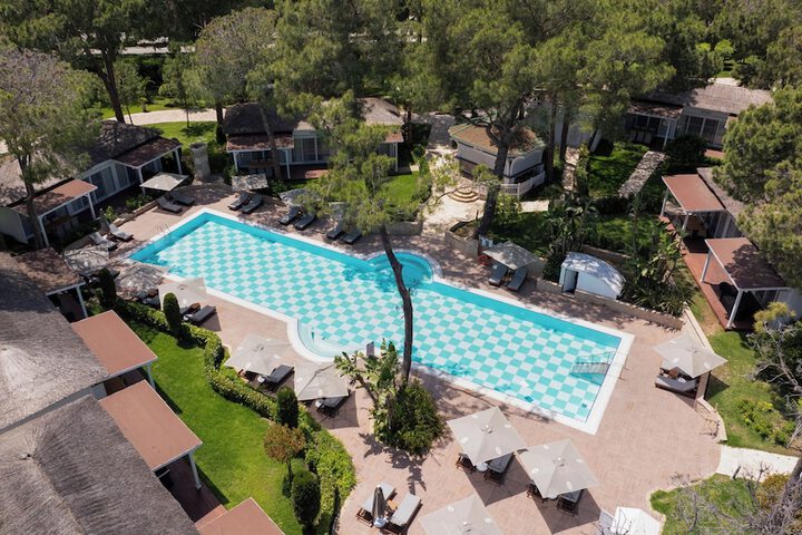 Pool 189 of 518
