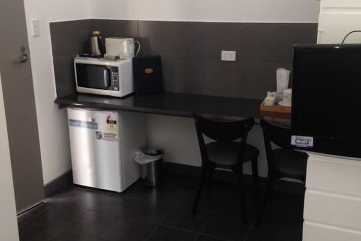 Breakfast/Coffee Service 4 of 10