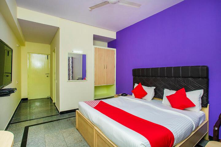 Room 3 of 5