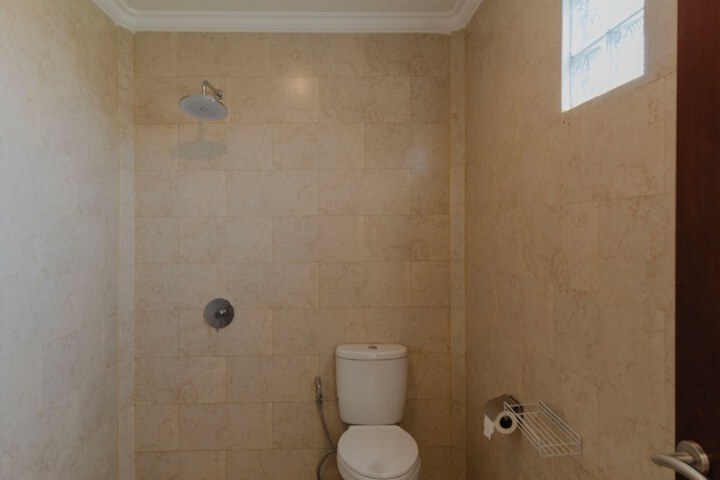 Room 14 of 21