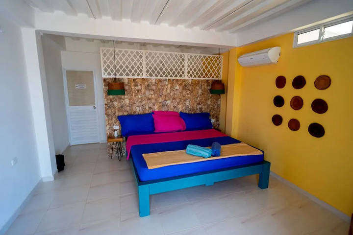 Room 3 of 22