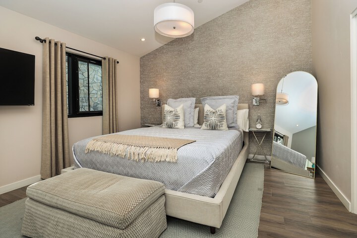 Room 3 of 31