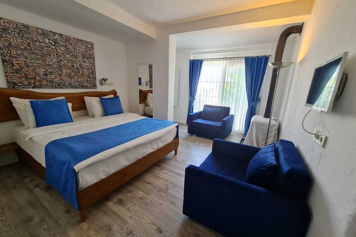 Alaçatı Otel Rebetiko in Cesme