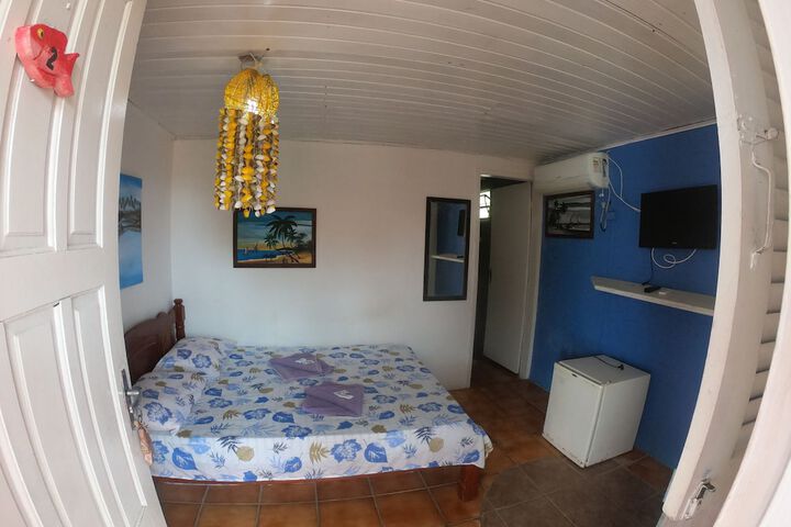 Room 3 of 41