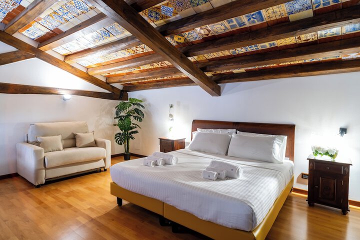 Room 22 of 57