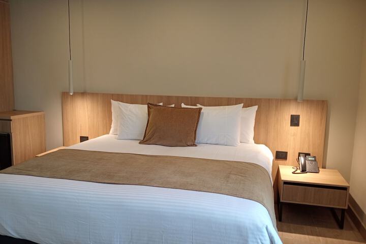 Room 44 of 123
