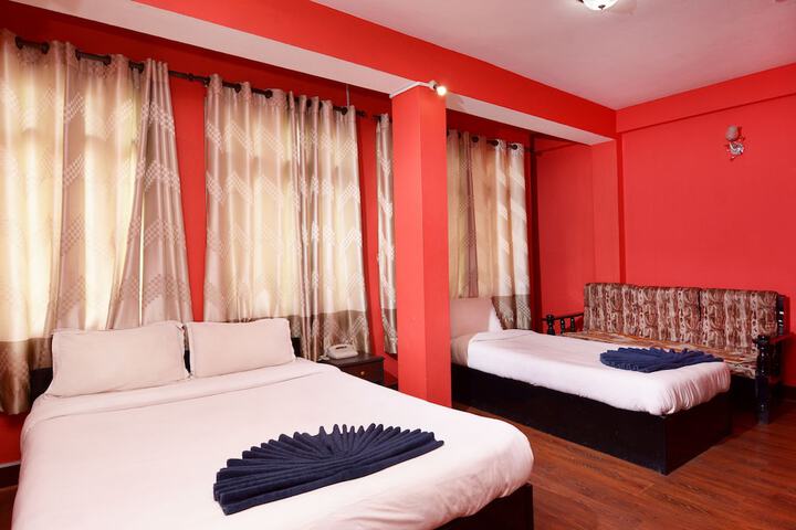Room 5 of 34