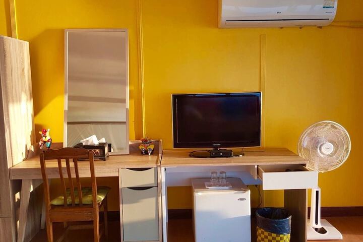 Room 7 of 49