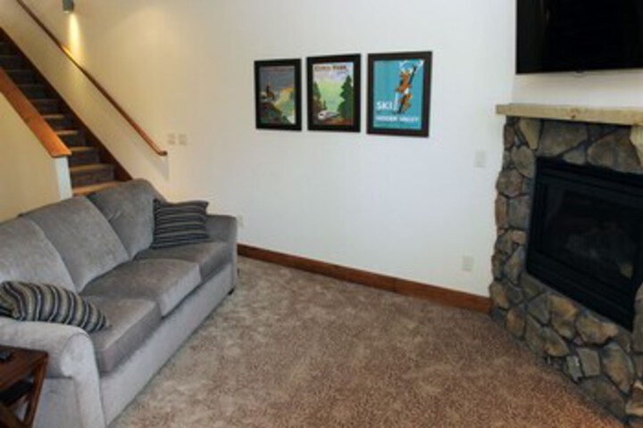 Room 6 of 14