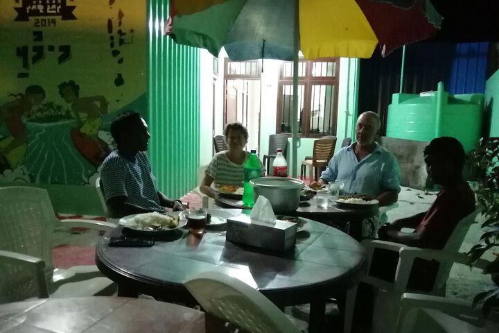 Dining 5 of 16