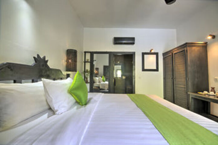 Room 28 of 59
