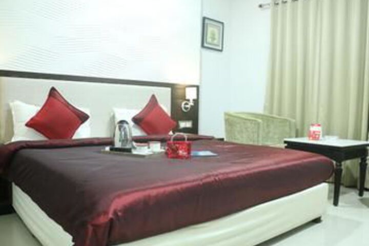 Room 5 of 25