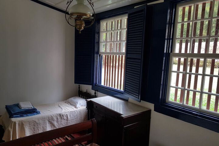 Room 50 of 61